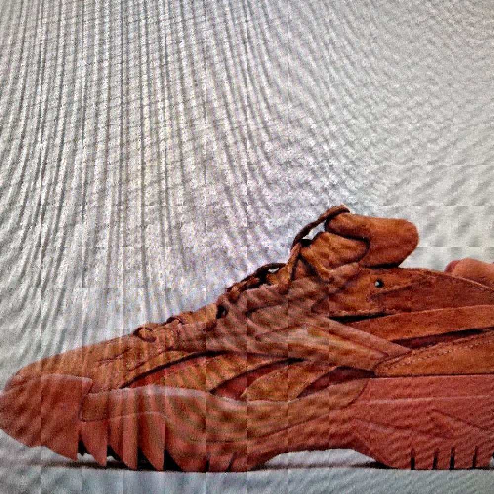 NWOT REEBOK Cardi B Club C V2 Women's Shoes Mars Red